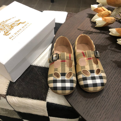 Casual Shoes