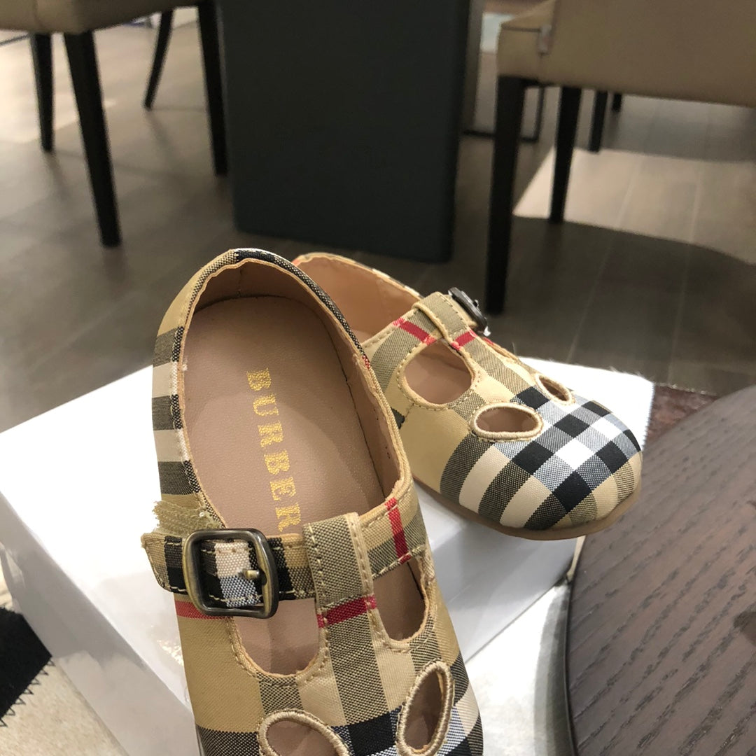 Casual Shoes