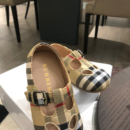 Casual Shoes