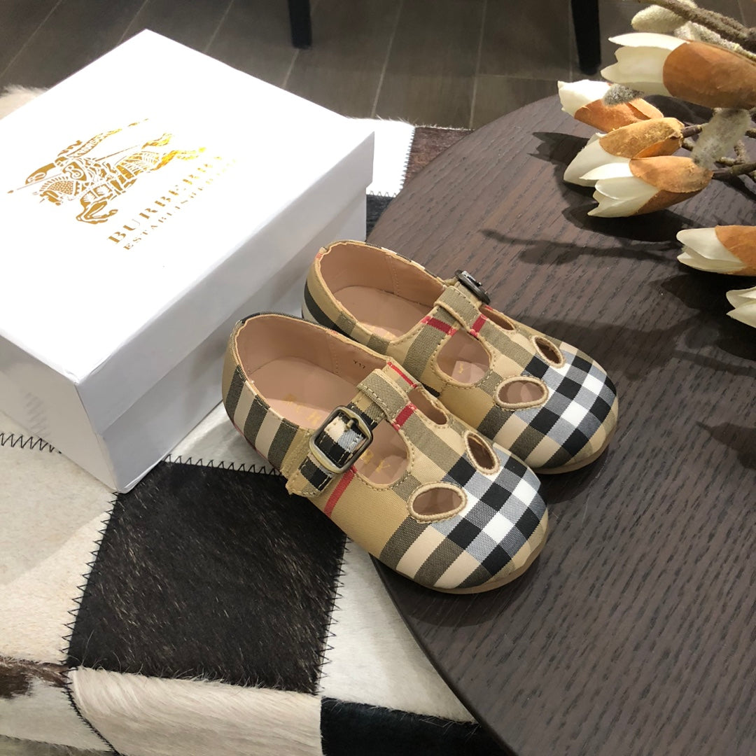 Casual Shoes
