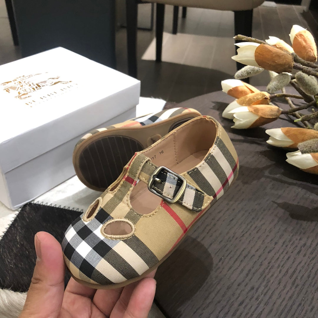 Casual Shoes