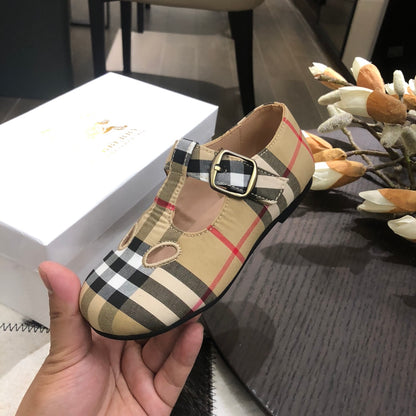 Casual Shoes
