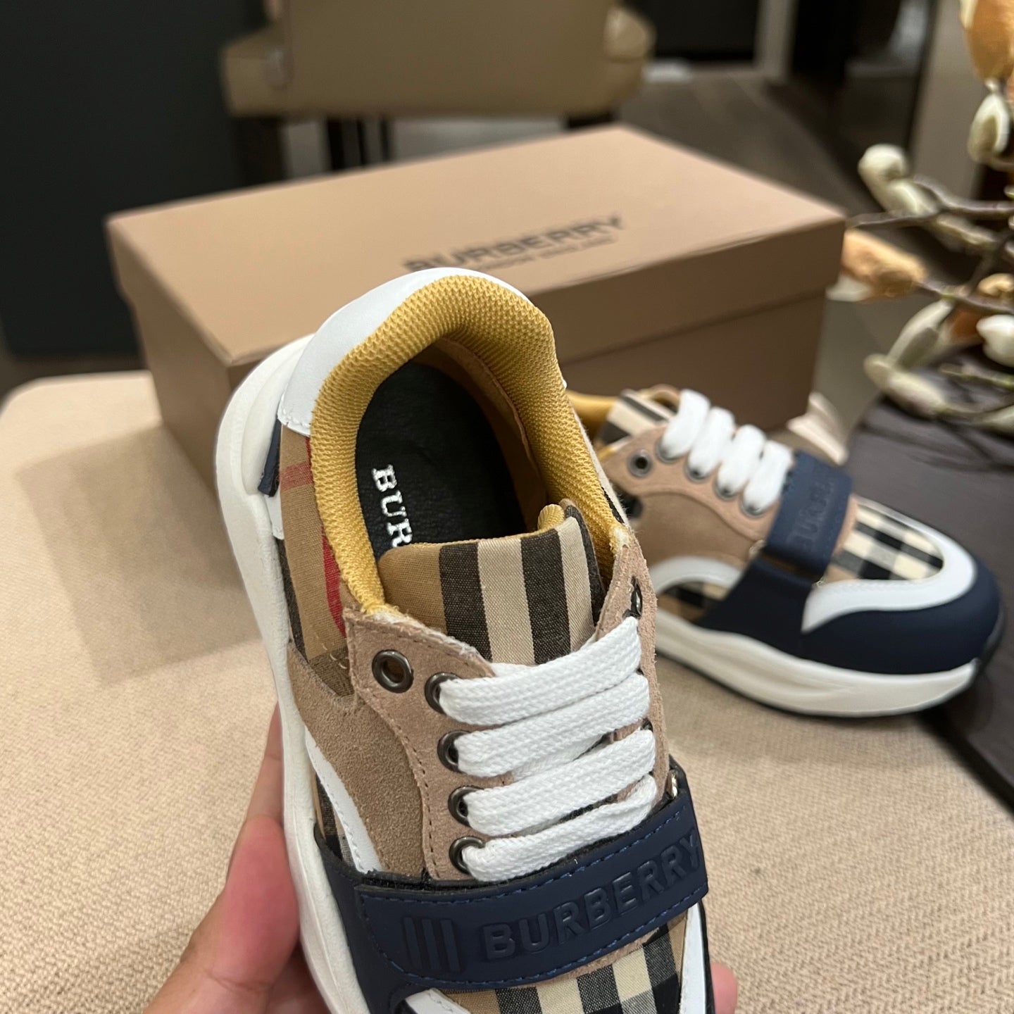 Sneakers