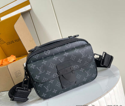Shoulder Bag