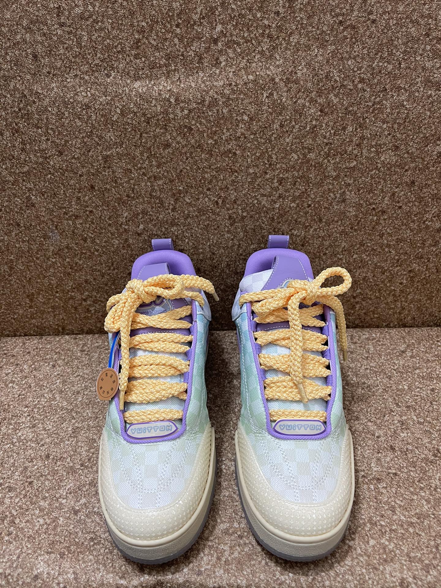 Skate Sneakers