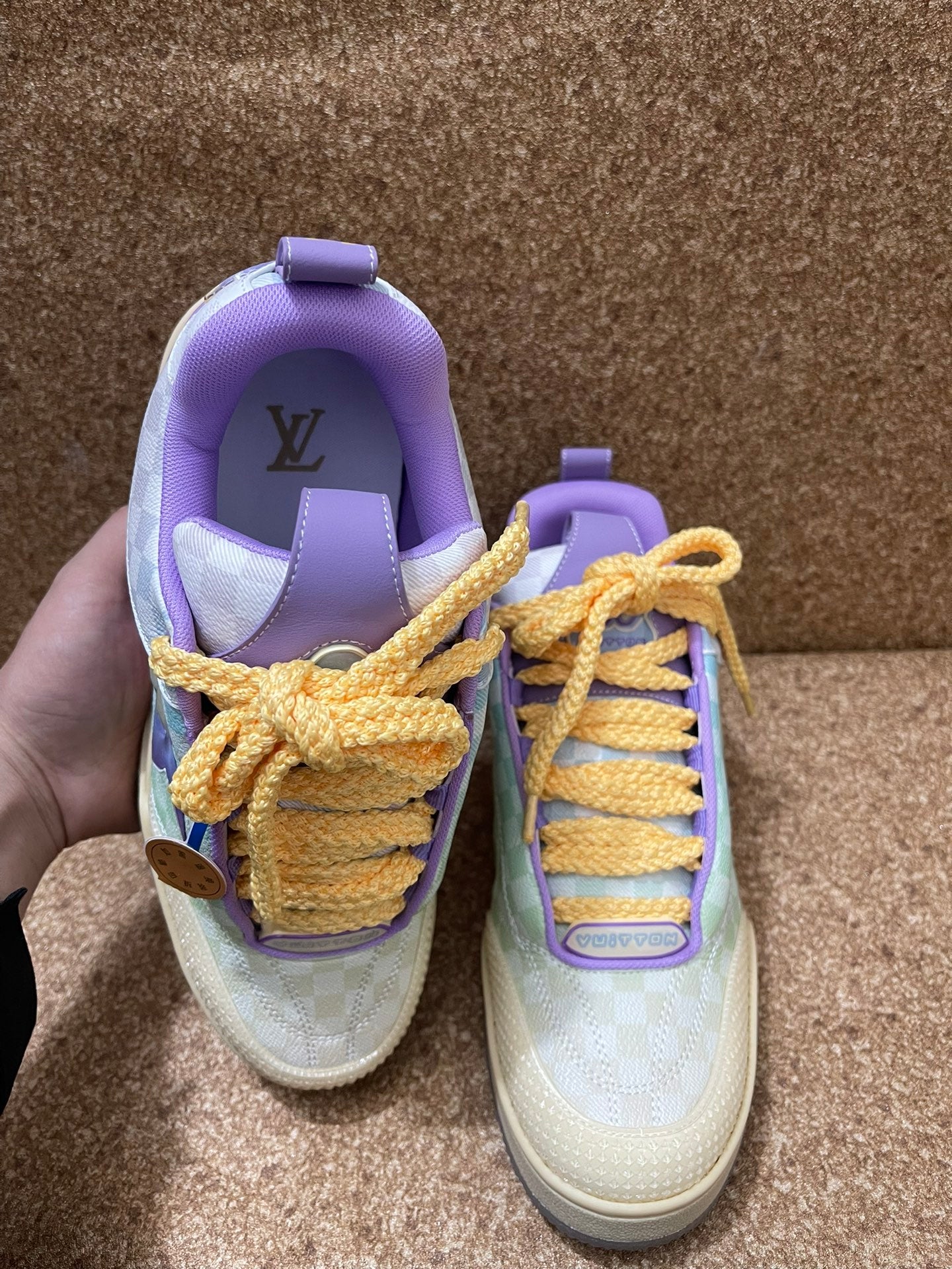 Skate Sneakers