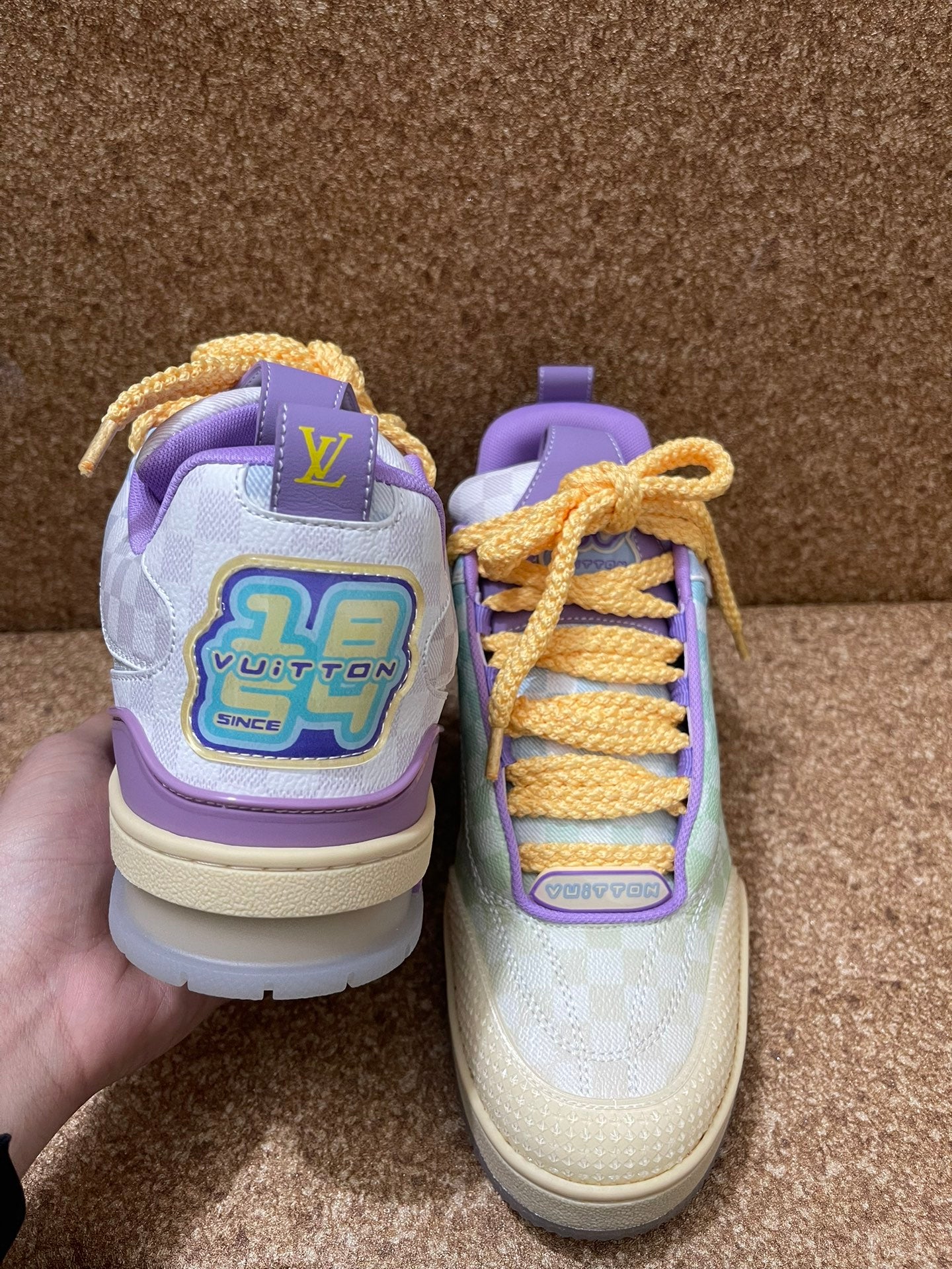 Skate Sneakers