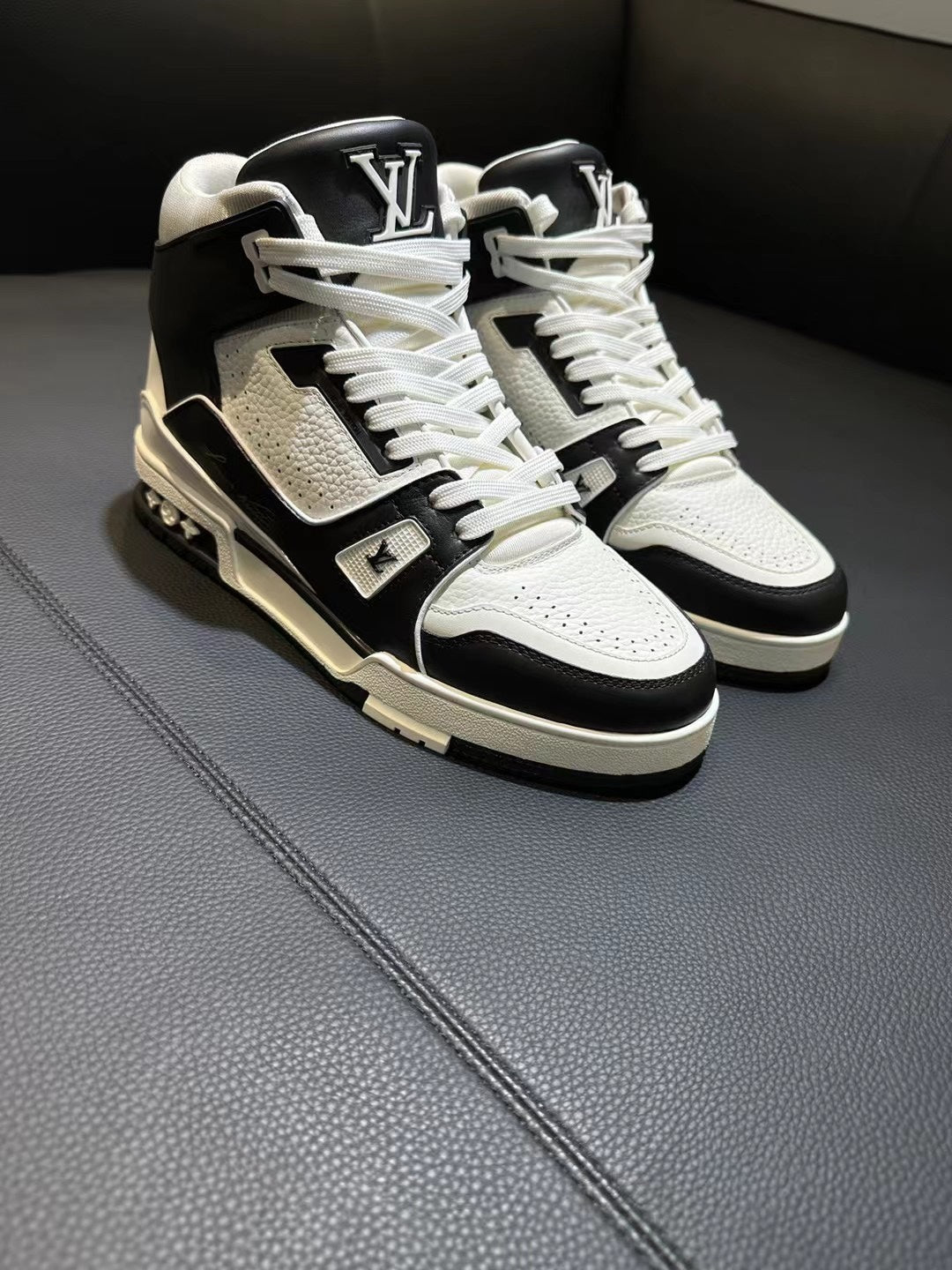 High Top Trainer sneakers