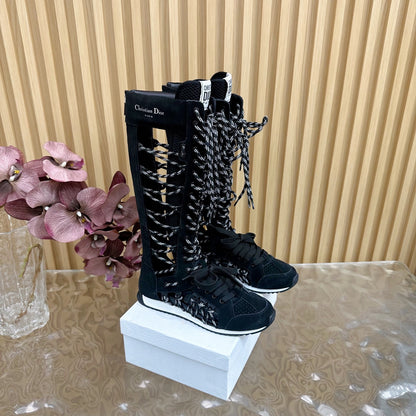 High-top Sneakers