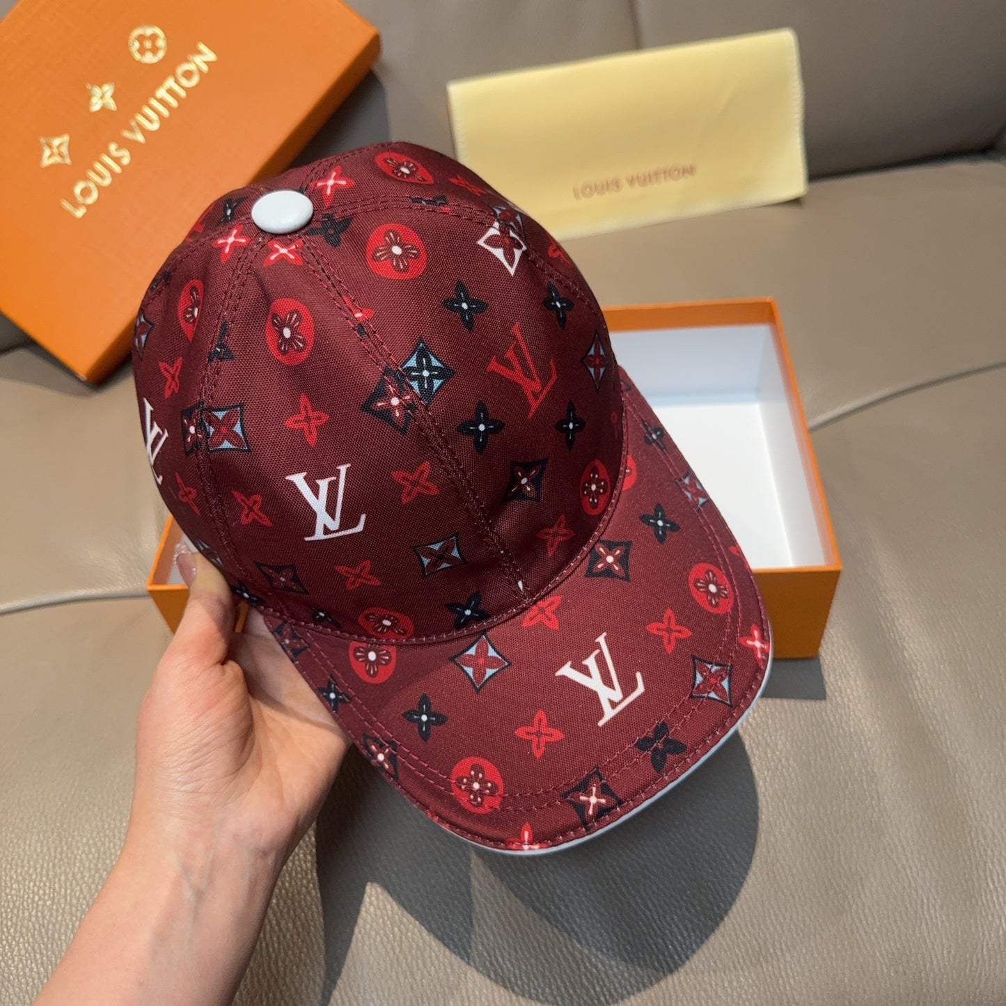 Baseball cap