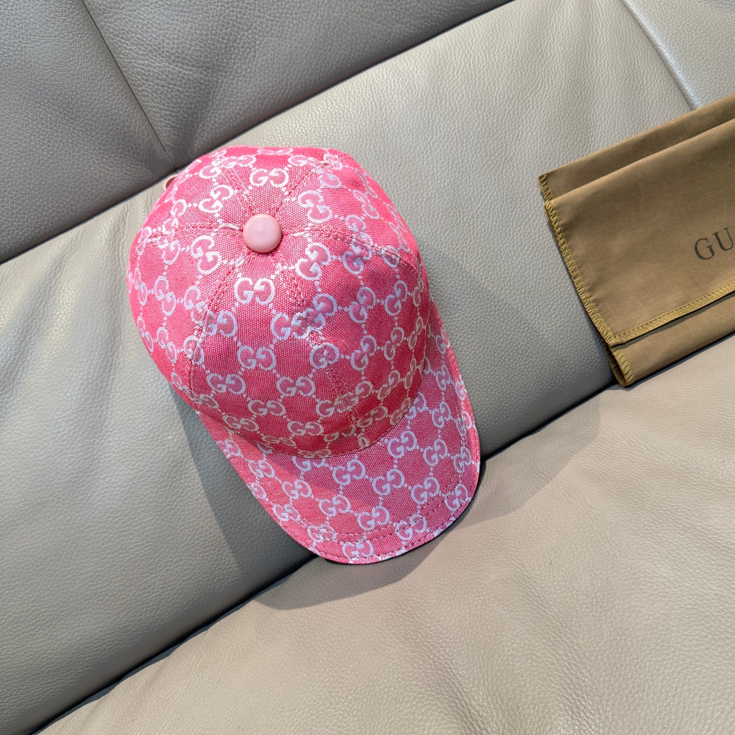 Baseball cap