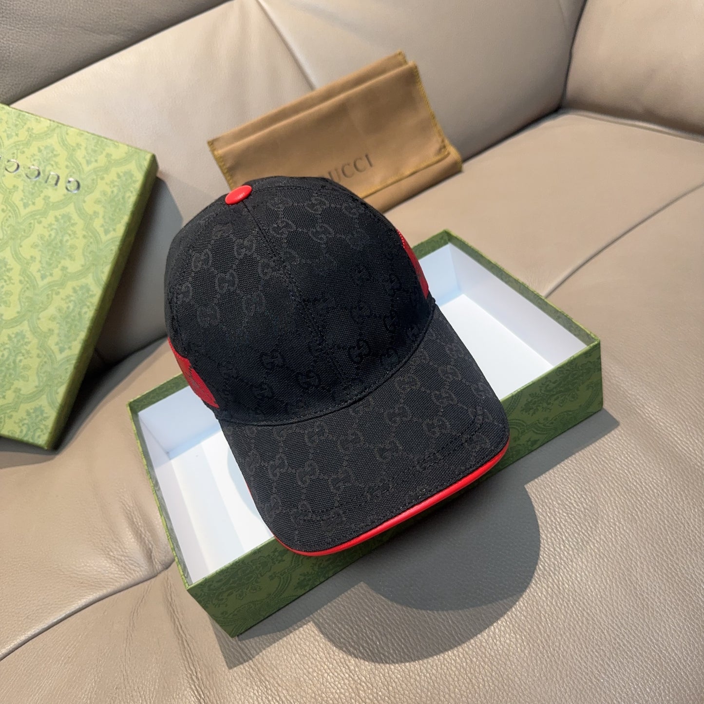 Baseball cap