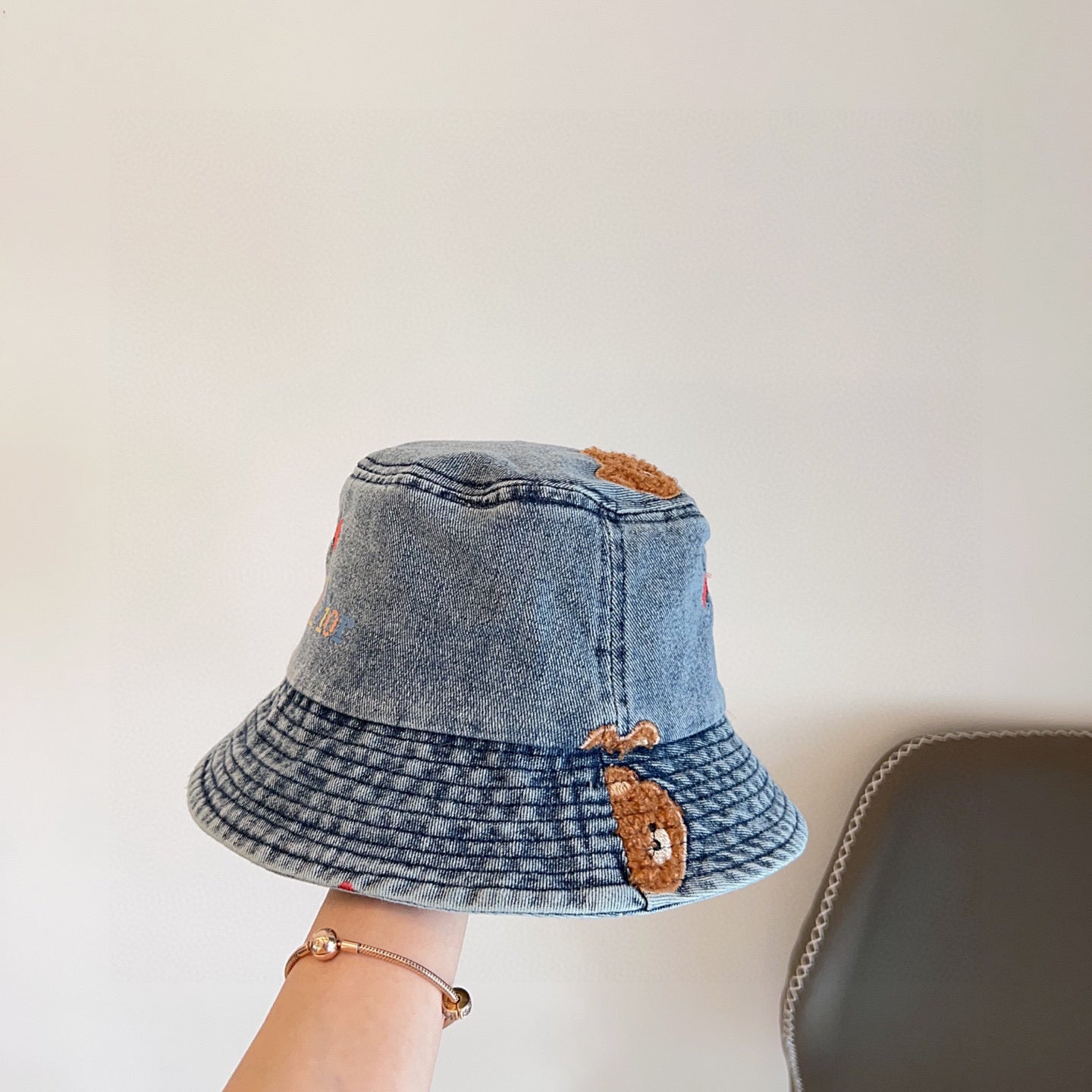 Bucket Hat
