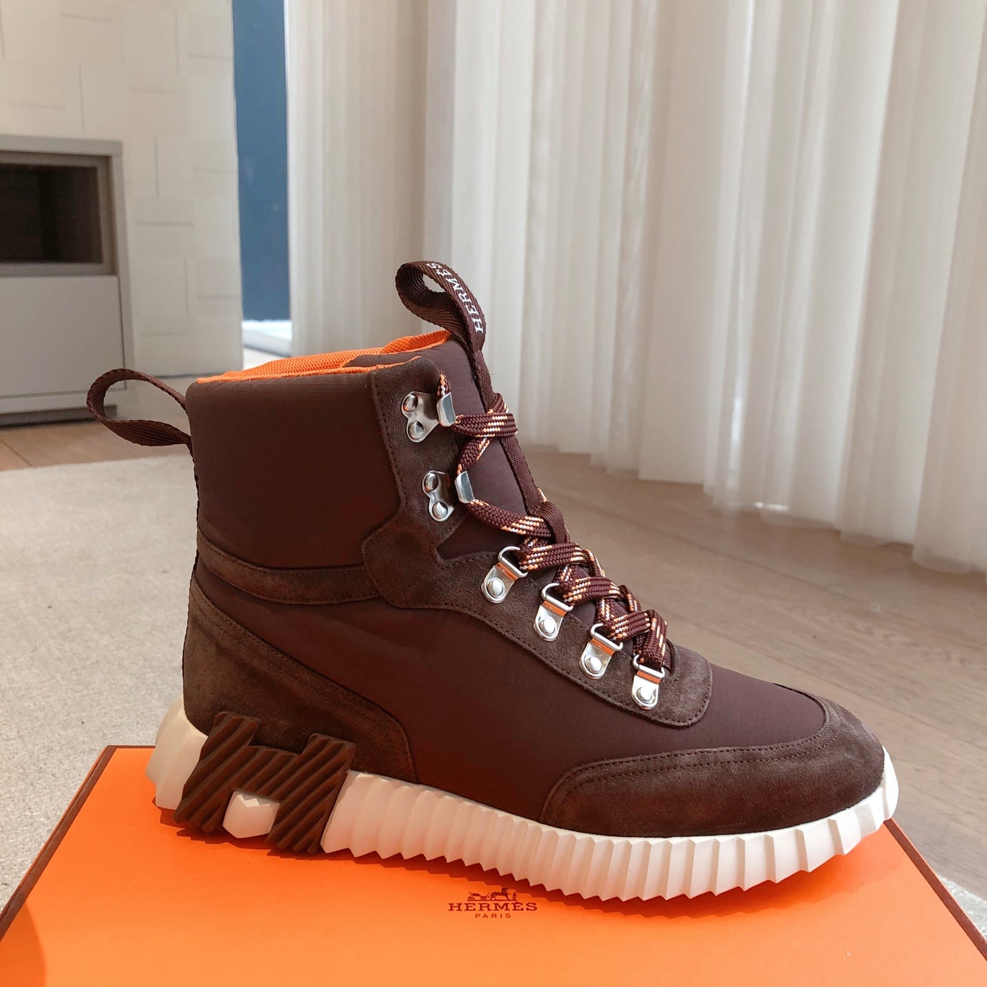 High-top Sneakers