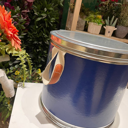Storage bucket