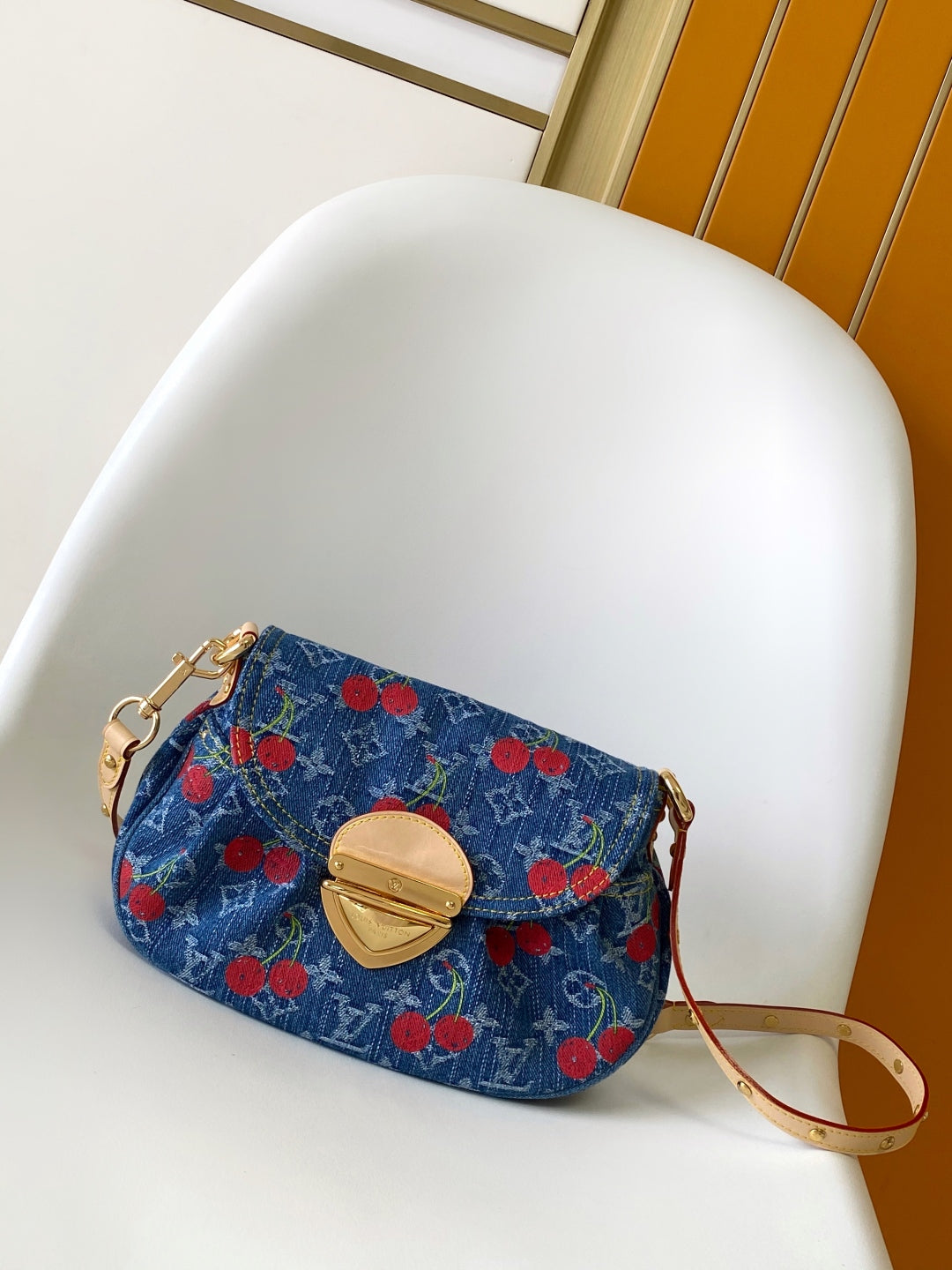 Shoulder Bag