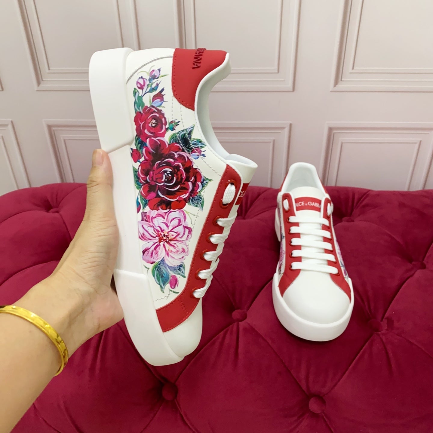 Sneakers