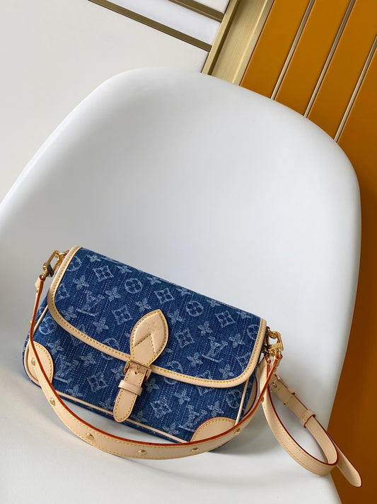 Shoulder Bag