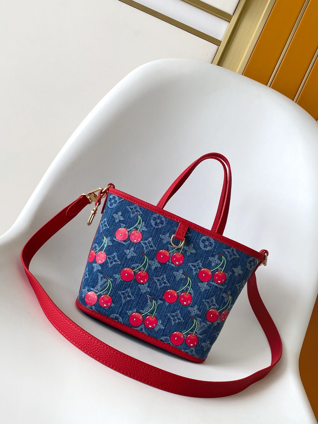 Shoulder Bag
