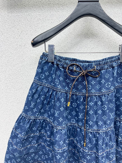 Denim skirt
