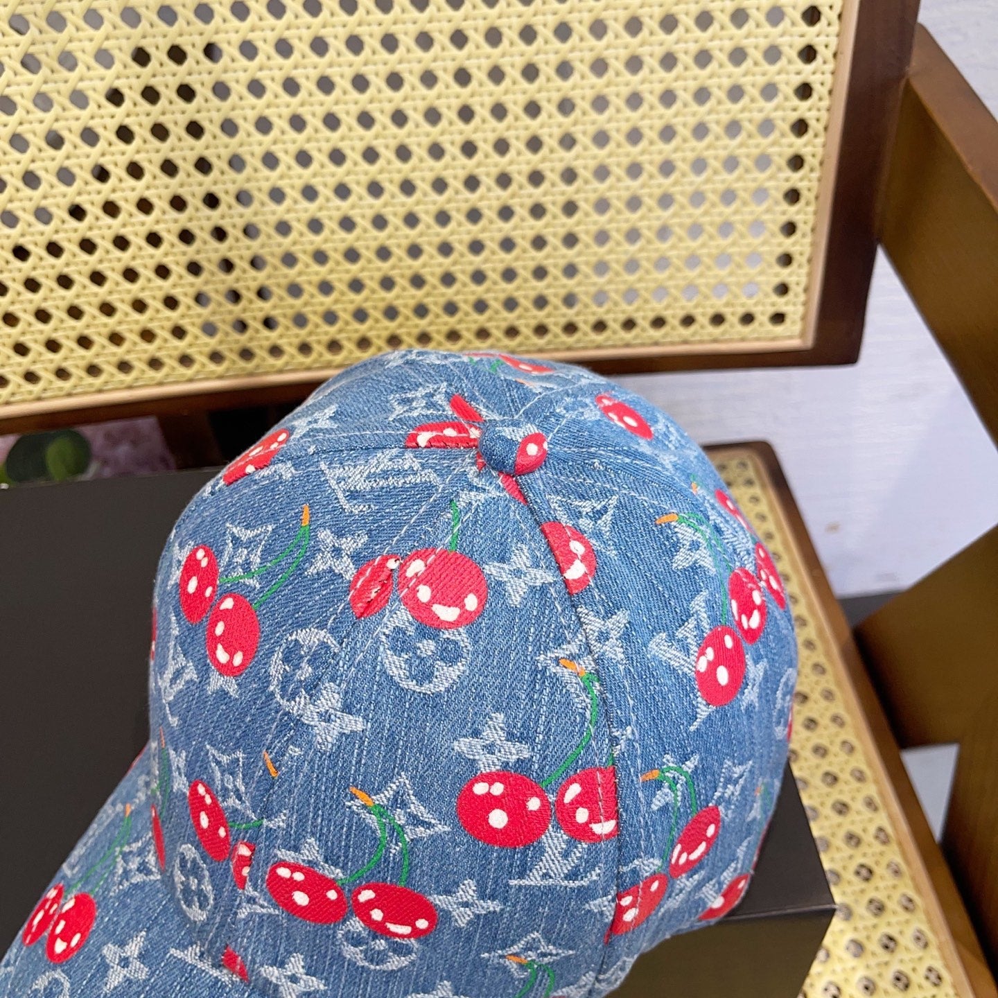 Baseball cap