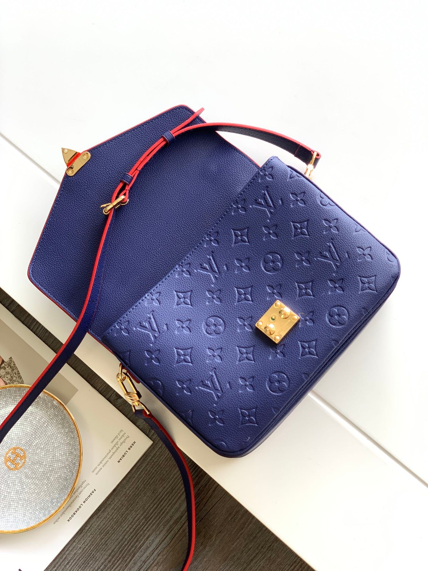 Shoulder Bag