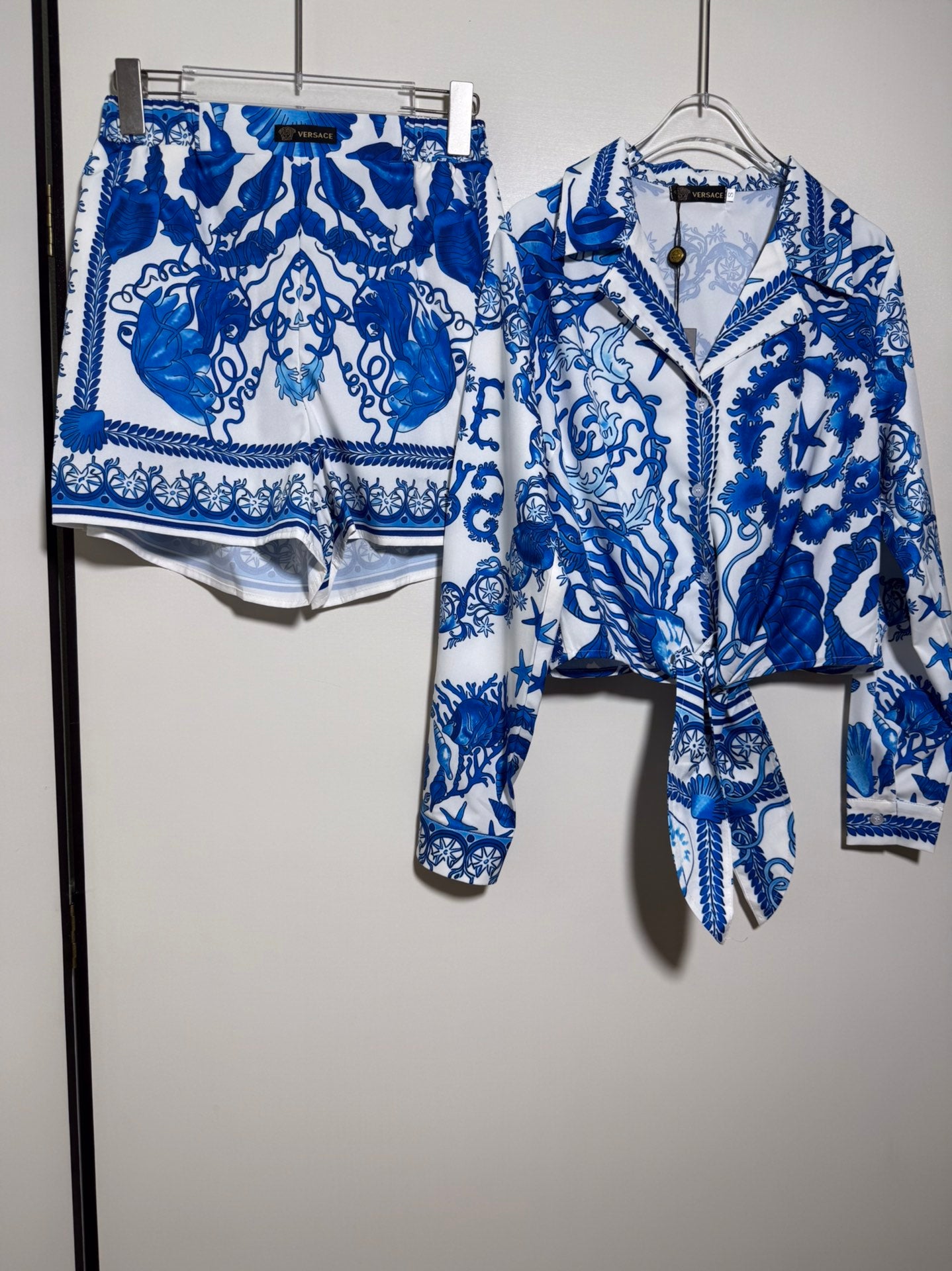 Long Sleeved Shirt+Shorts