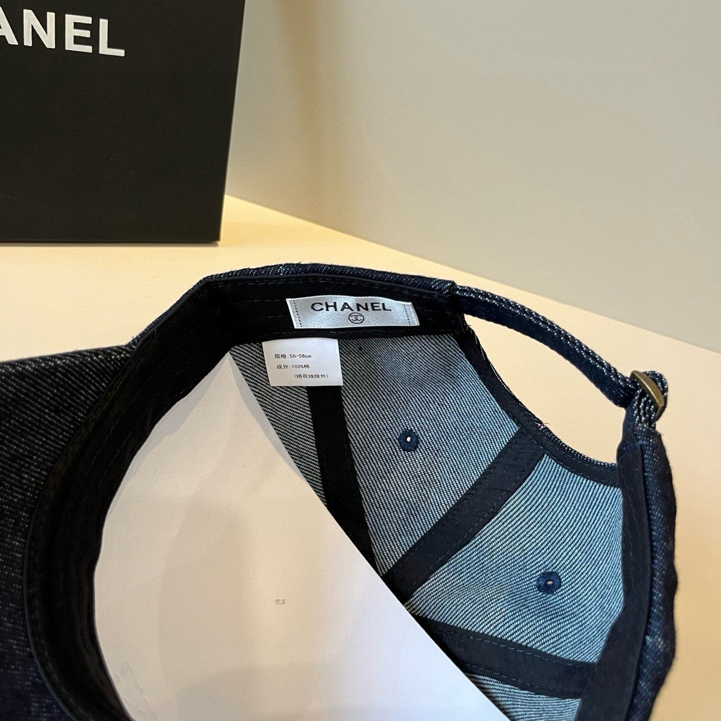 Baseball cap