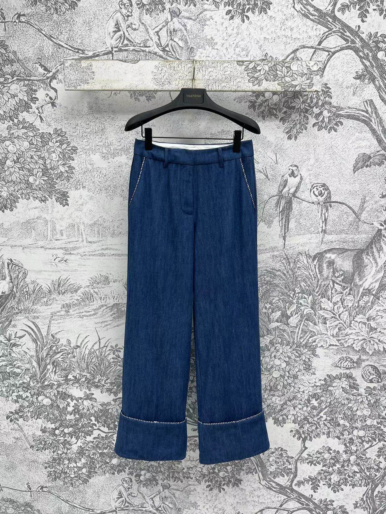 Casual pants