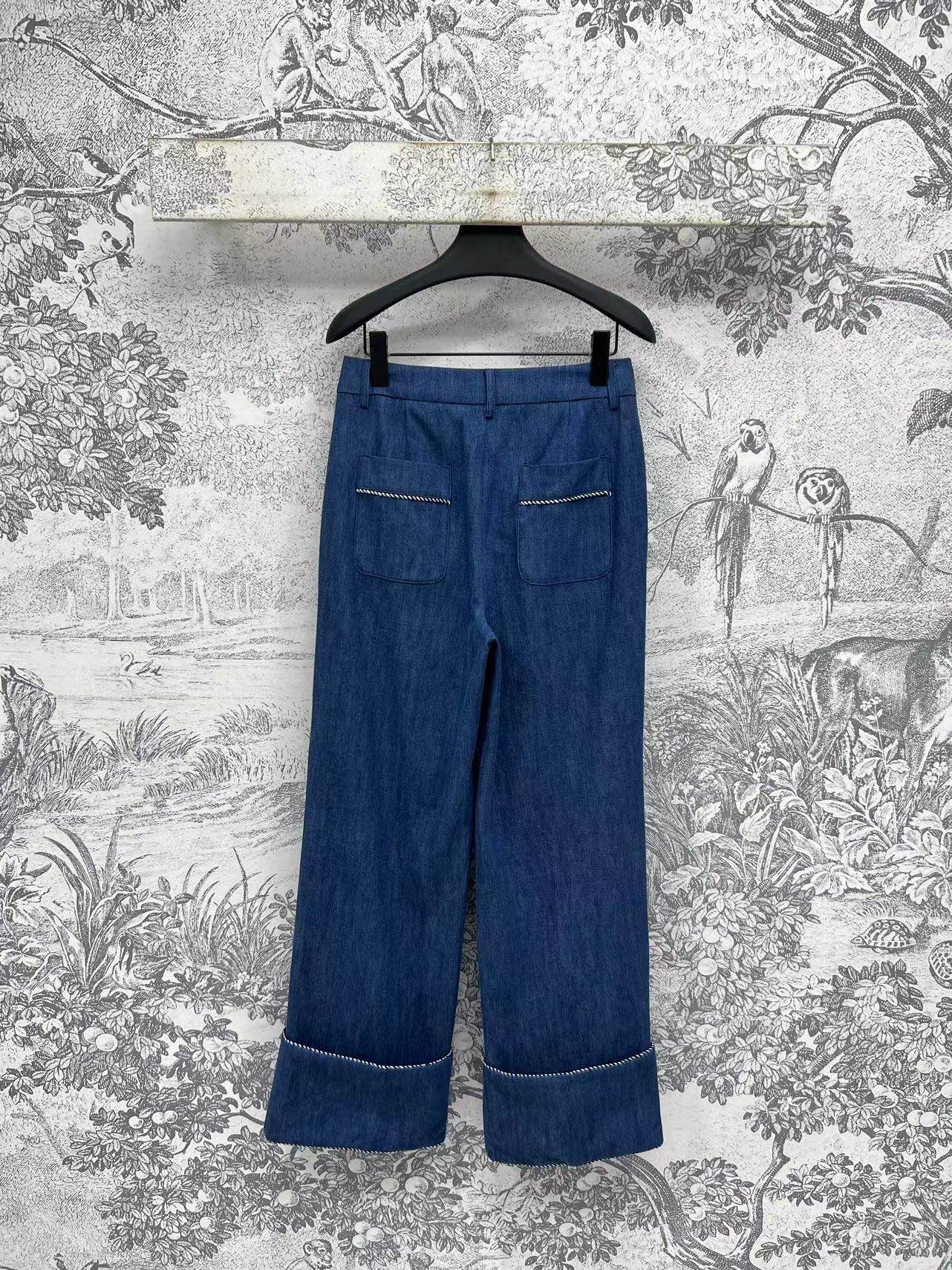 Casual pants