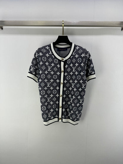 Short sleeve shirt