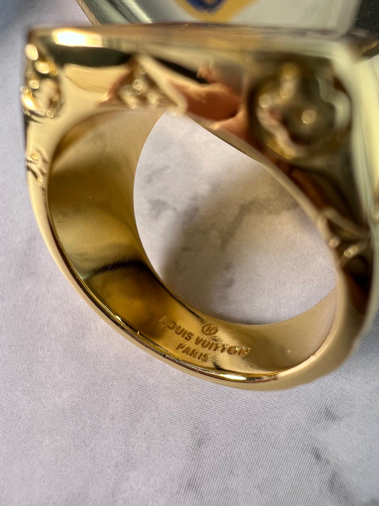 Ring