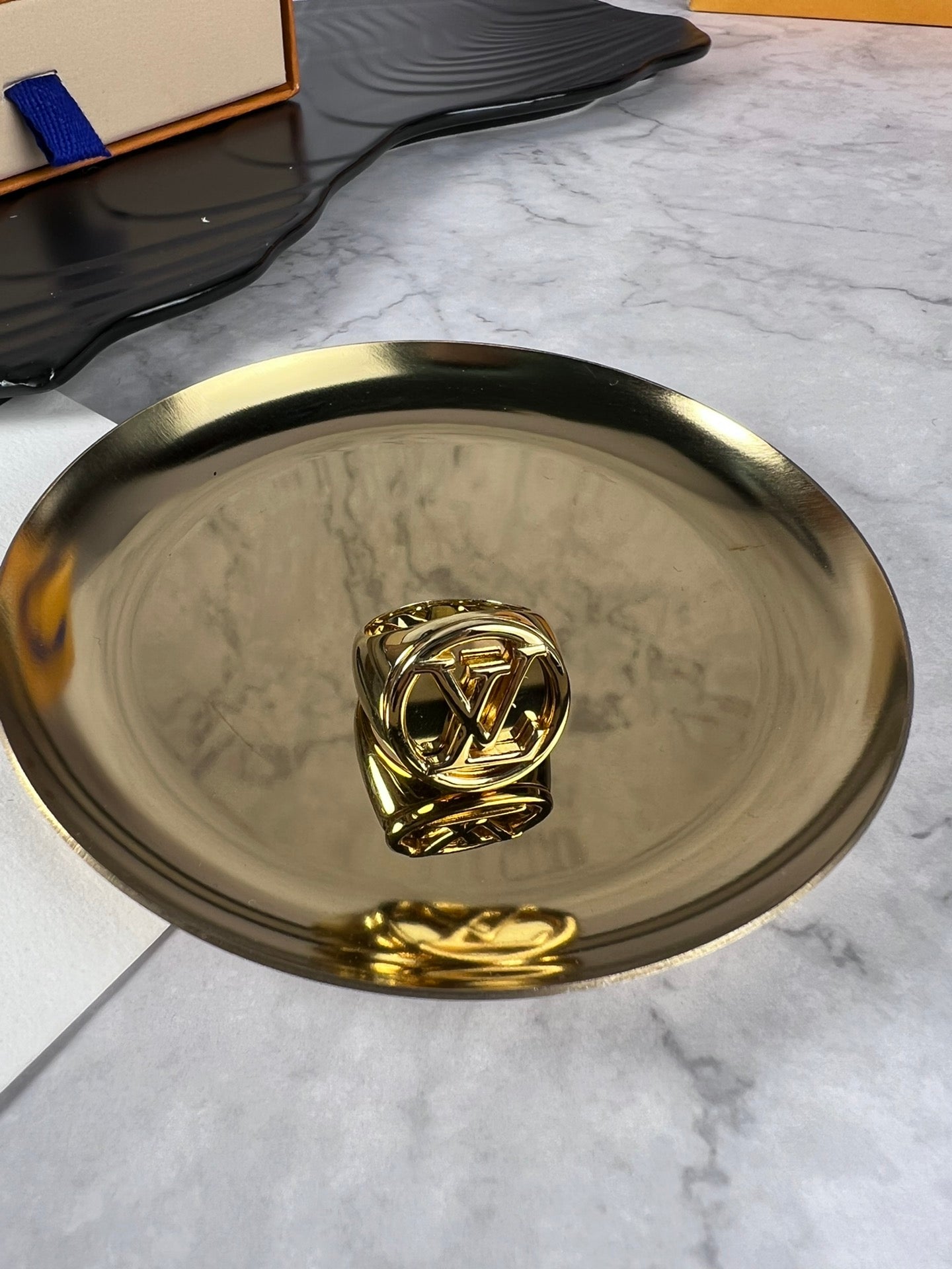 Ring