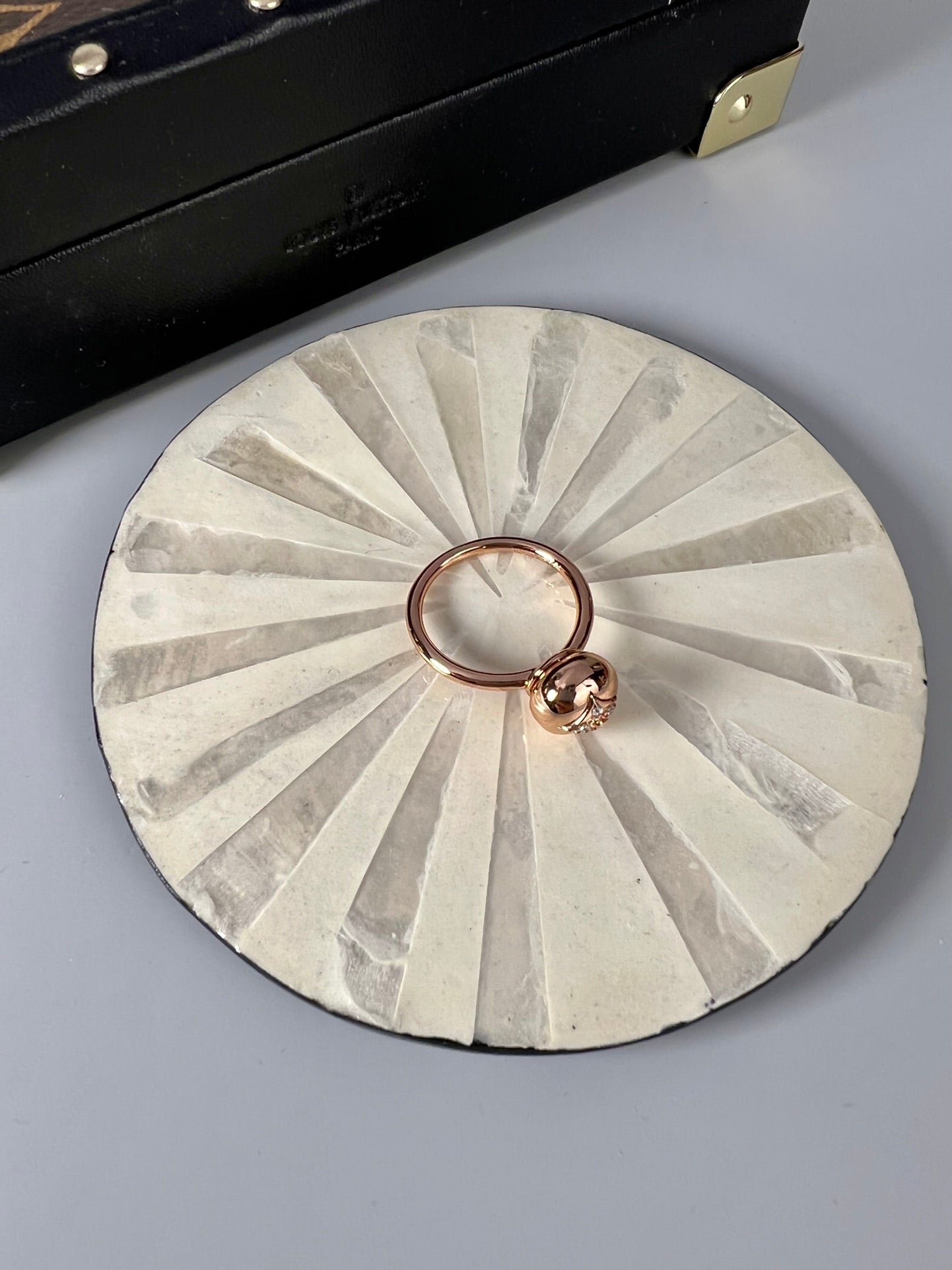 Ring