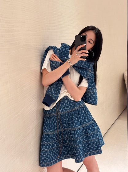 Denim skirt