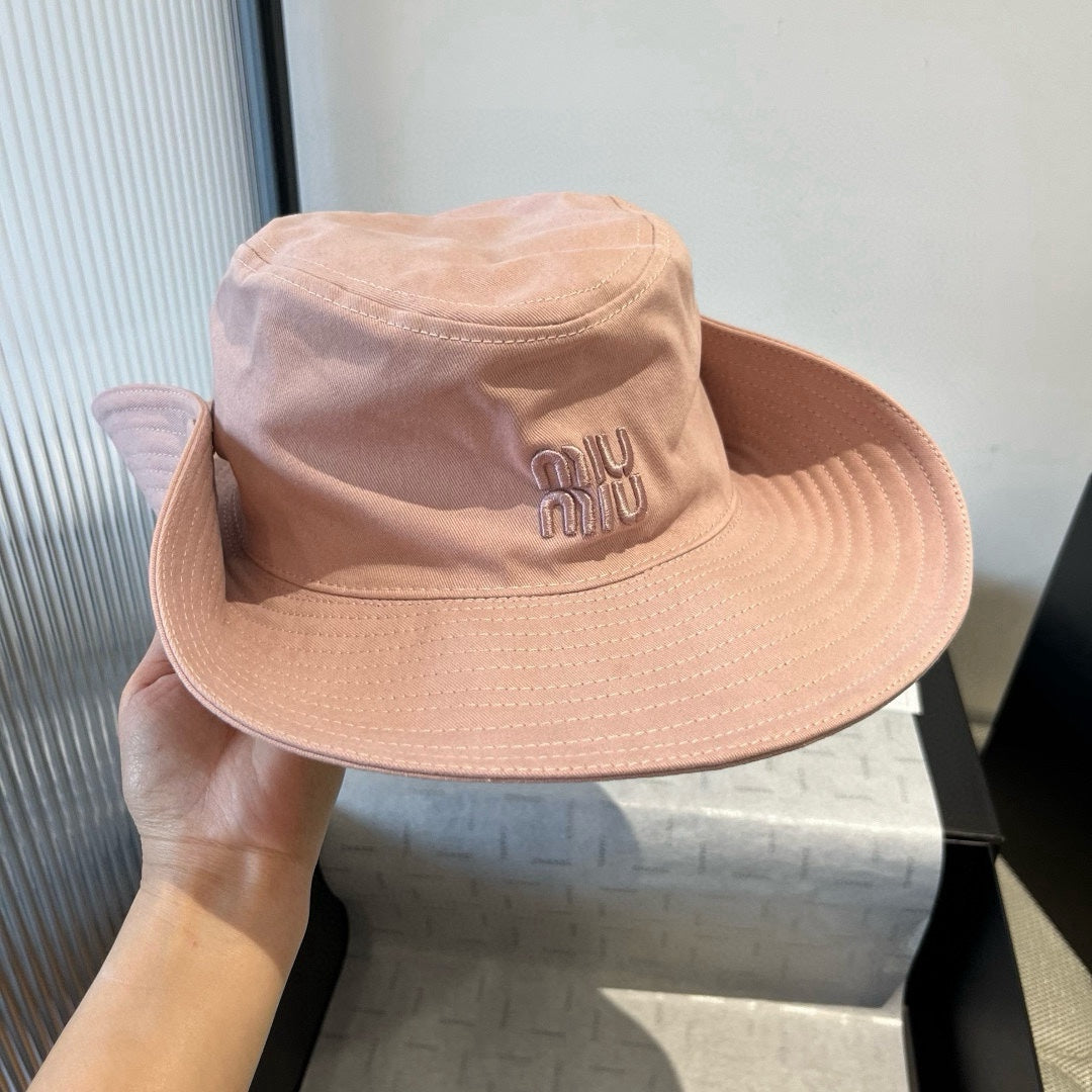 Bucket Hat