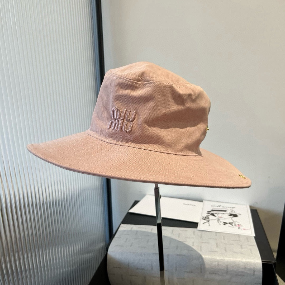 Bucket Hat