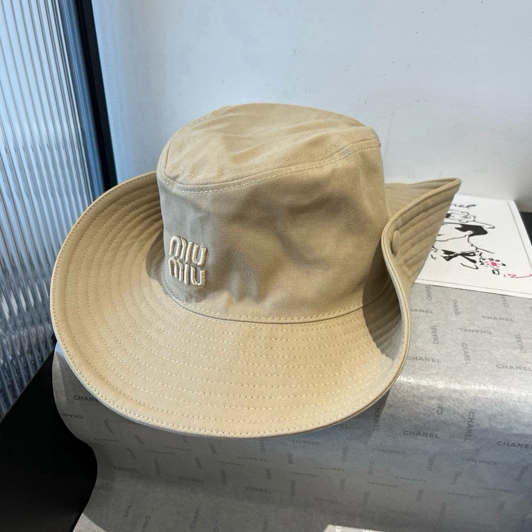 Bucket Hat
