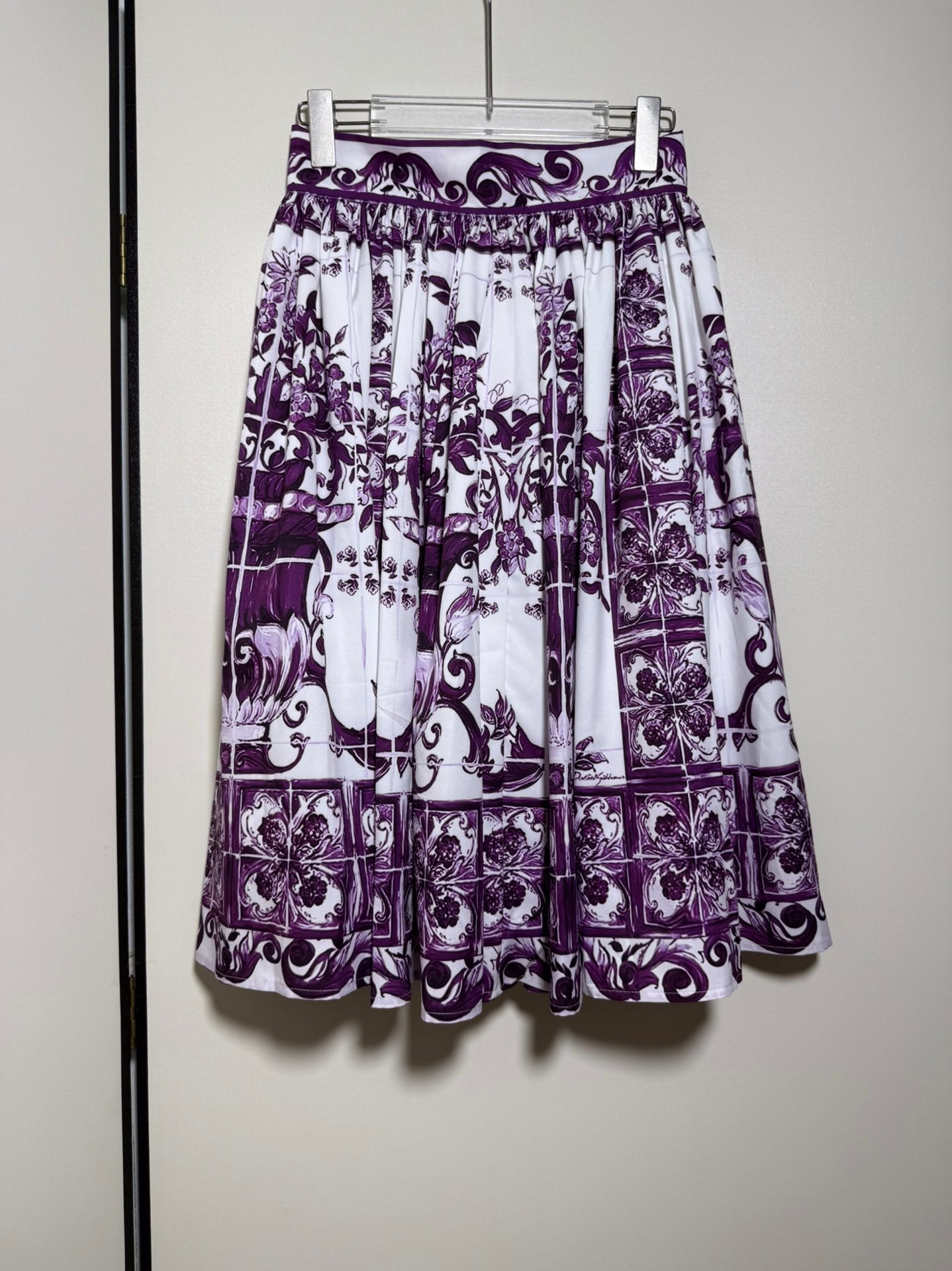 Long Sleeved Shirt+Skirt