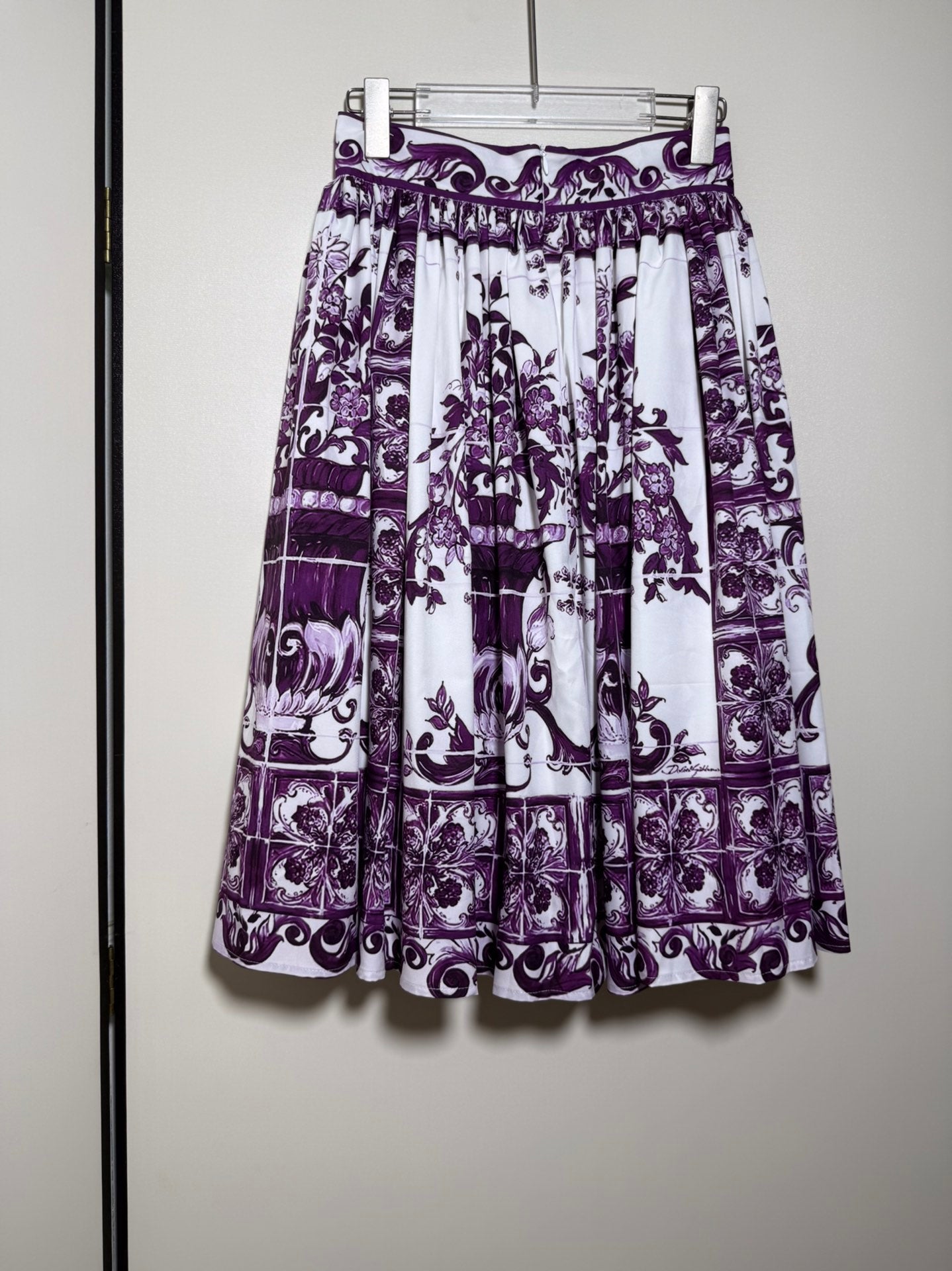 Long Sleeved Shirt+Skirt