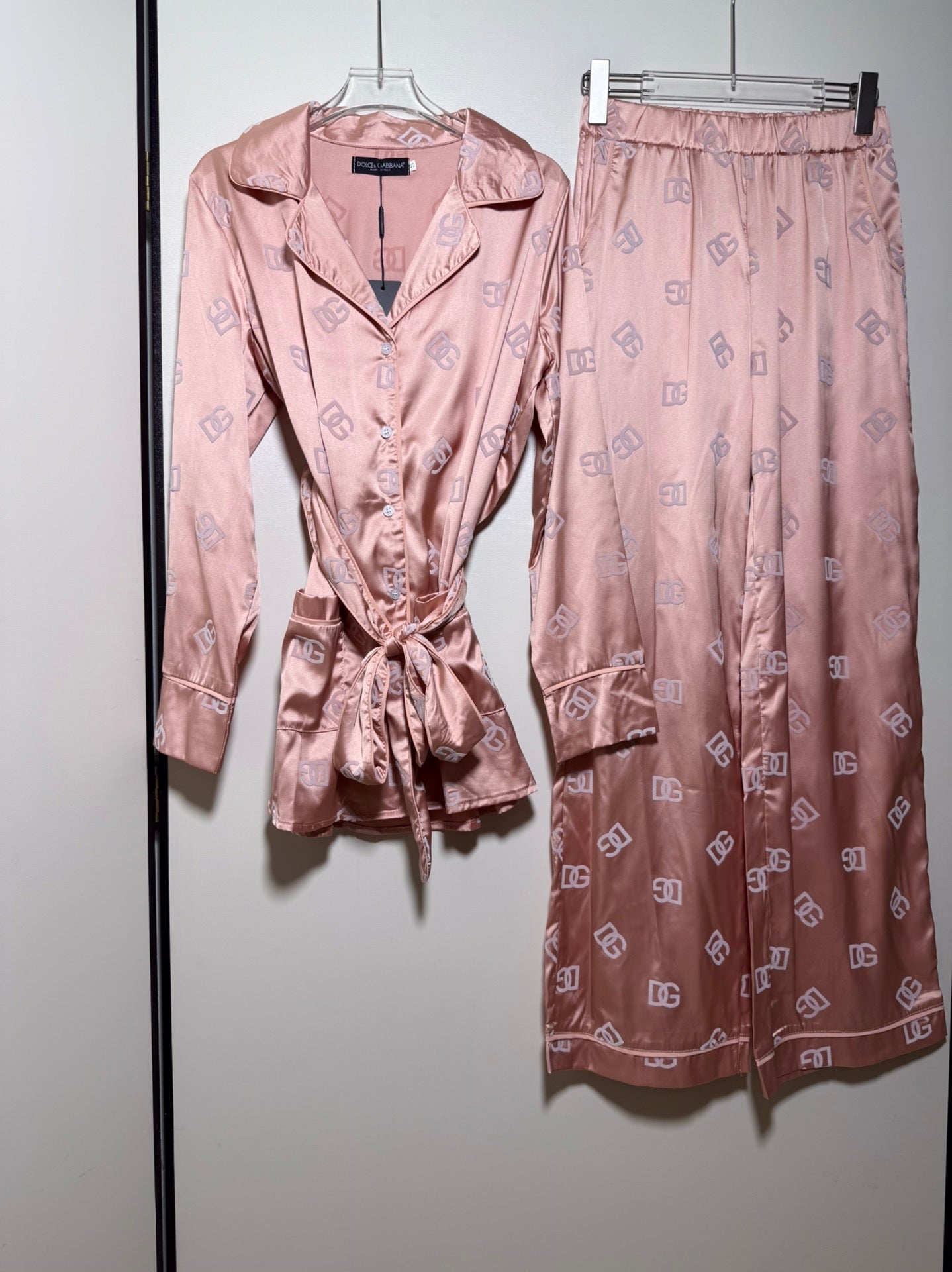 Long Sleeved Shirt+Casual Pants