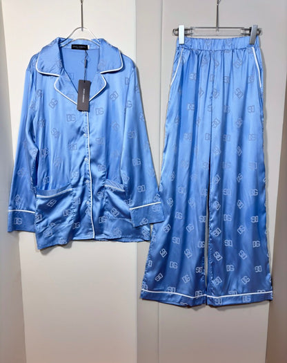 Long Sleeved Shirt+Casual Pants