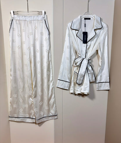 Long Sleeved Shirt+Casual Pants