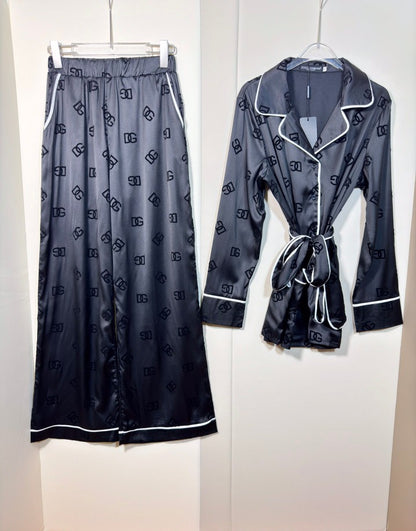 Long Sleeved Shirt+Casual Pants