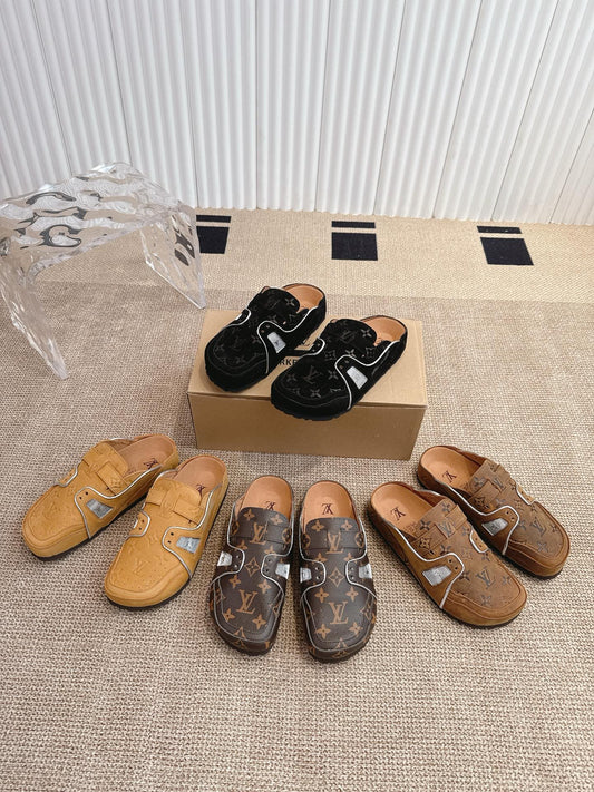 Collaboration Slipper