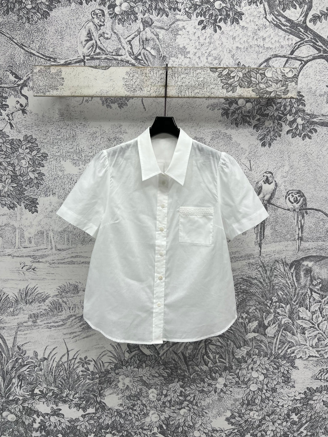 Short sleeve shirt