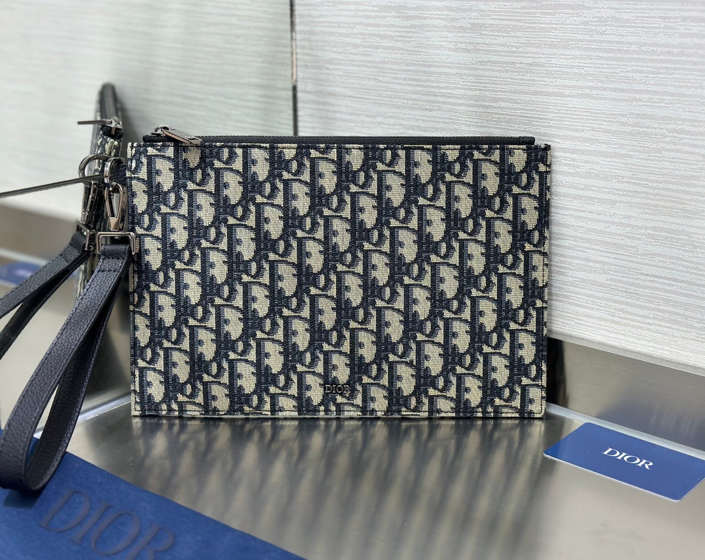 Clutch bag