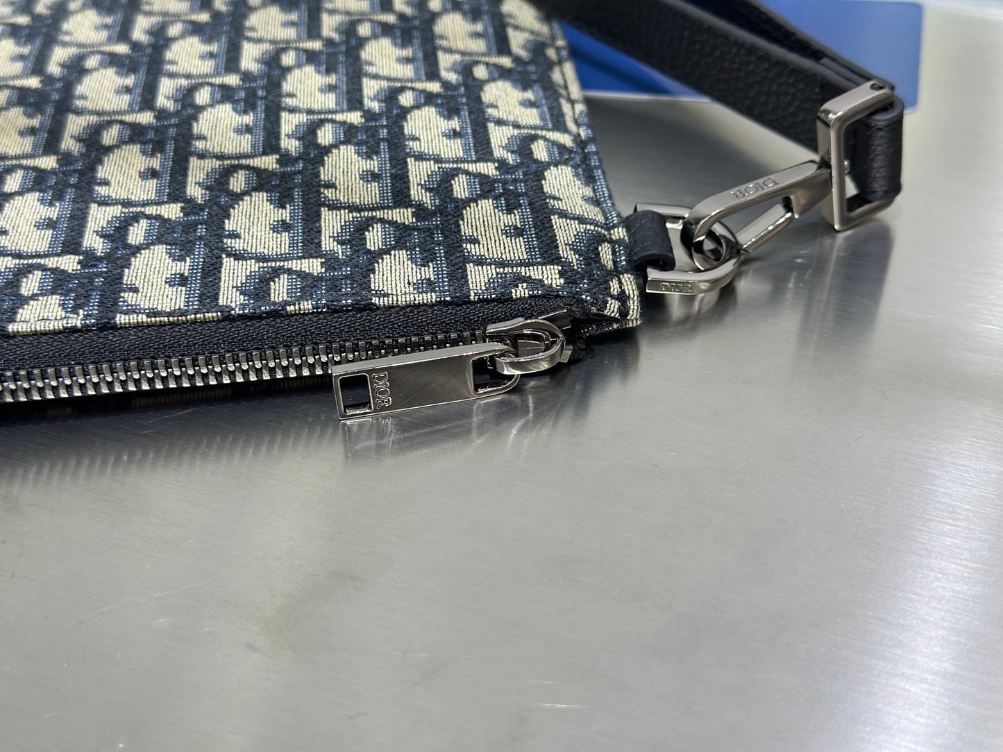 Clutch bag