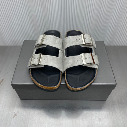 Slipper