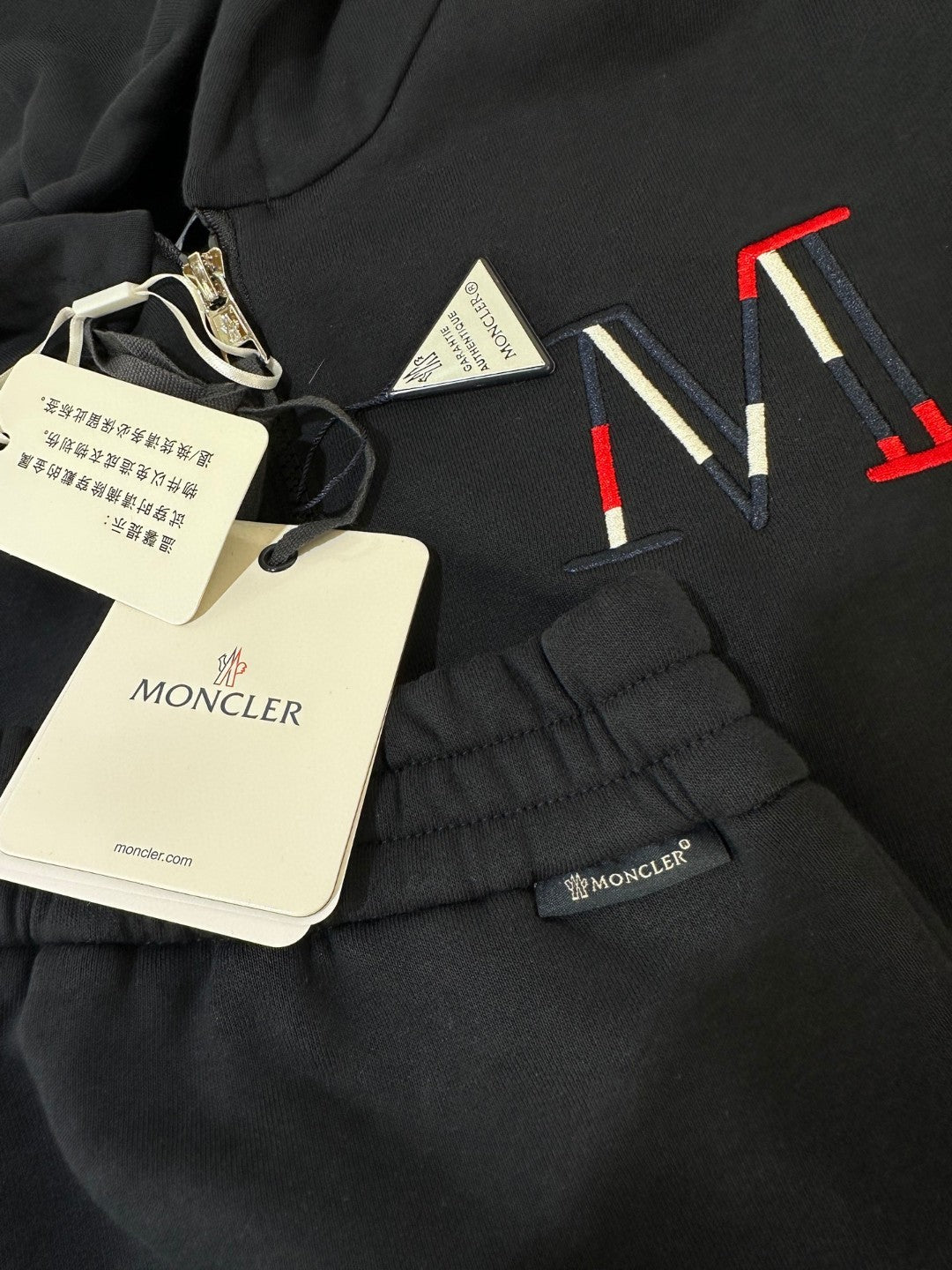 Children’s Sweatshirt + Casual Pants